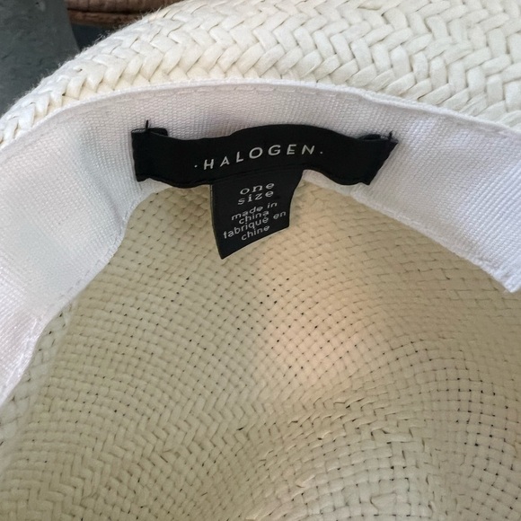 Halogen white straw hat with black hat band. - Picture 5 of 6